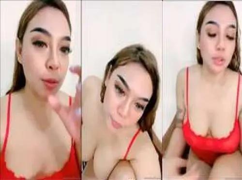 Payudaraku adalah yang paling indah