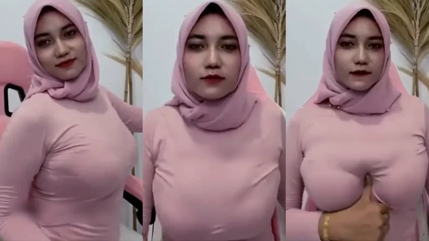 Wanita berdada besar mencari pasangan seks