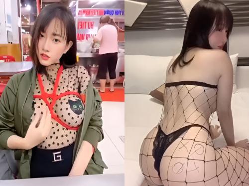 Gadis cantik yang suka memamerkan barang dagangannya di depan umum
