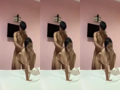 Gadis Cantik Pasrah Goyang Kasur Hotel Bareng Pacar