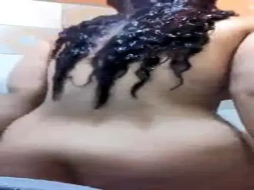 Janda Montok Mandi Sambil Joget Asik