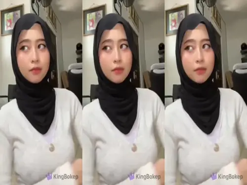 Ukhti Amalia Mutya Hijab Cantik Pasrah Kasur